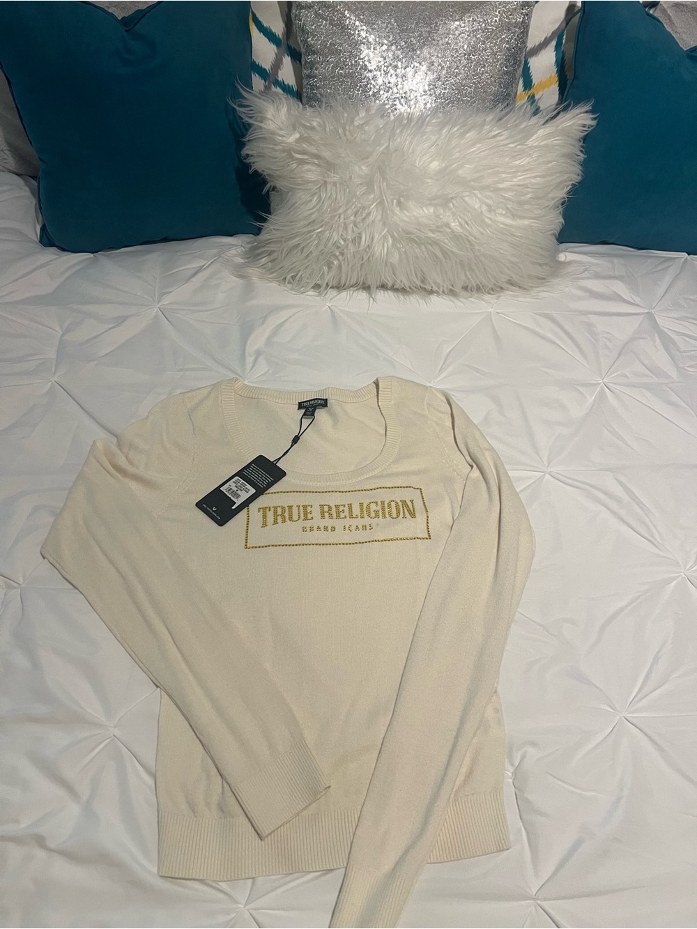 True Religion Cream Long-Sleeve Logo Sweater
